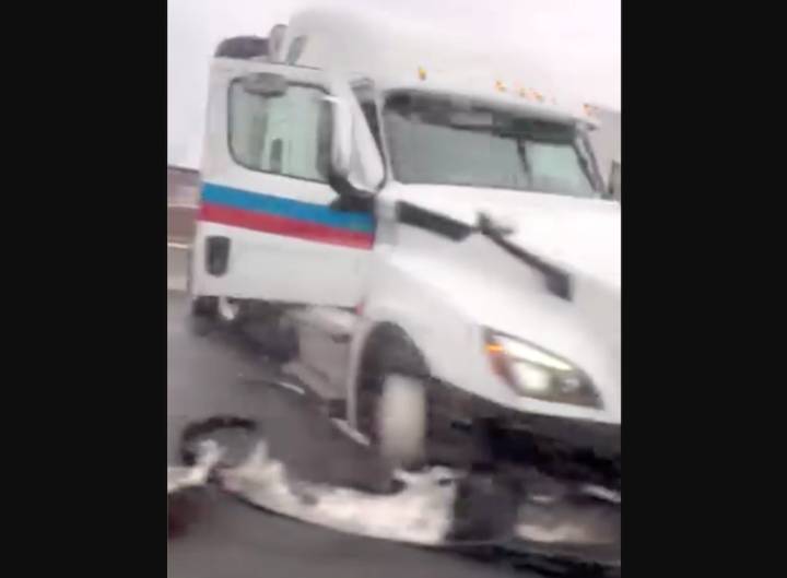 Video shows truck stuck on I-80 median after dramatic N.J. crash