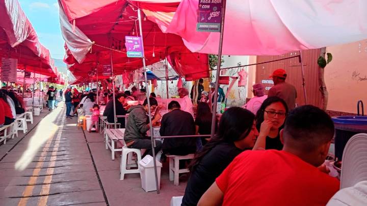 Capacitan a vianderas para prevenir intoxicaciones durante las ferias de Todos los Santos