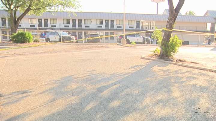 Two police officers shot in San Antonio, 'suspect down'