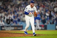 Dodgers win World Series Game 3
