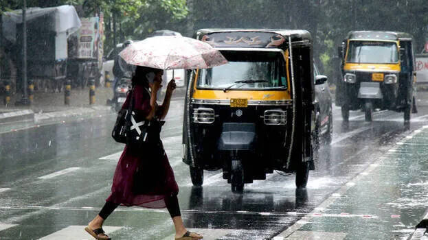 Low-pressure area intensified into well-marked low-pressure; rain expected to get heavier in three districts
