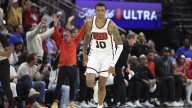 Rockets’ Jabari Smith Jr. posterizes Hawks’ Onyeka Okongwu in preseason showdown
