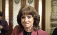 Vilma Ripoll, entre la movilización a La Plata con críticas a Kicillof y Milei