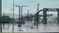 Los videos más impactantes de la inundación en Avenida General Paz: autos flotando y caos