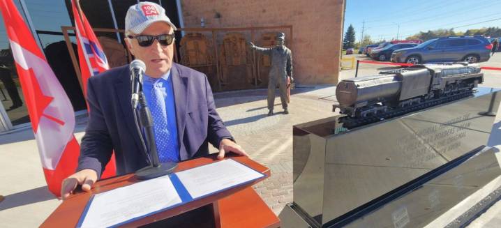 Belleville dedicates CN Yardmen Monument honouring railway workers