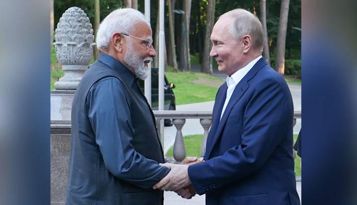 PM Modi Dials Putin, Congratulates Russian President On His 73rd Birthday
