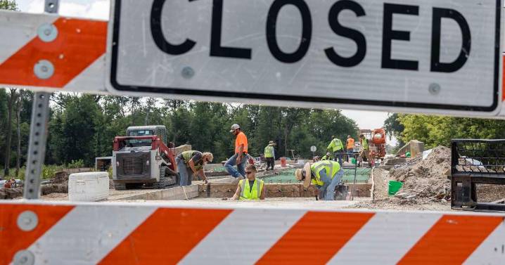 Water main repair closes portion of Ellis Boulevard in Cedar Rapids