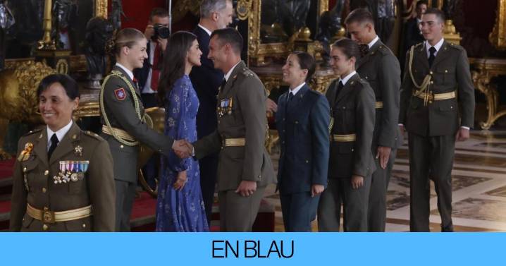 Oficiales de San Javier cuentan a sus familias que Leonor no hace nada