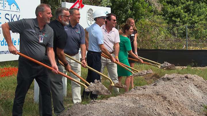 Cedar Cove breaks ground in Bradenton