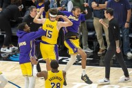 Deadspin | Red-hot Austin Reaves leads Lakers into NBA Cup clash with Grizzlies