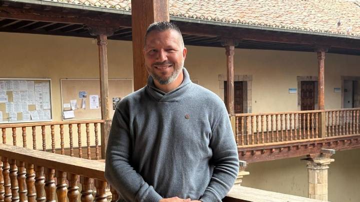 “Tenemos 400 kilómetros de carreteras de los que la mitad están para reparar”