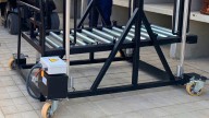 Un descensor de féretros en Tomelloso