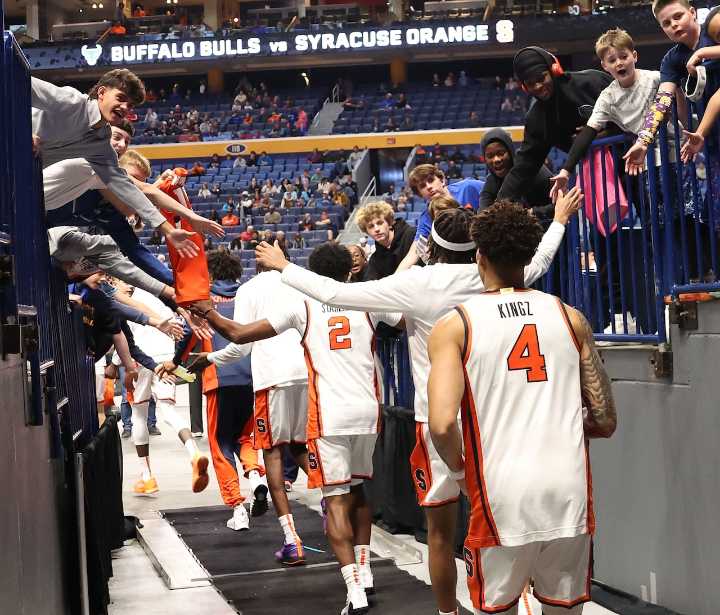 SU squeaks by Buffalo in men's basketball exhibition; Betsey shines