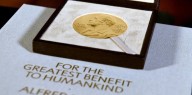 Más de 300 candidatos, un solo galardonado: así se elige al ganador del Nobel de la Paz