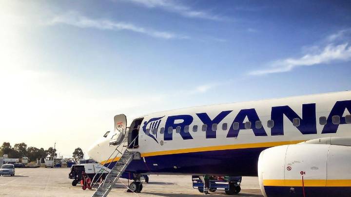 Ryanair cumple su amenaza y anuncia más recortes para el verano de 2026: así quedan los vuelos desde Zaragoza