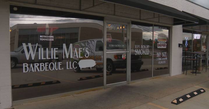 Springfield restaurant owner steps up to feed families losing SNAP benefits