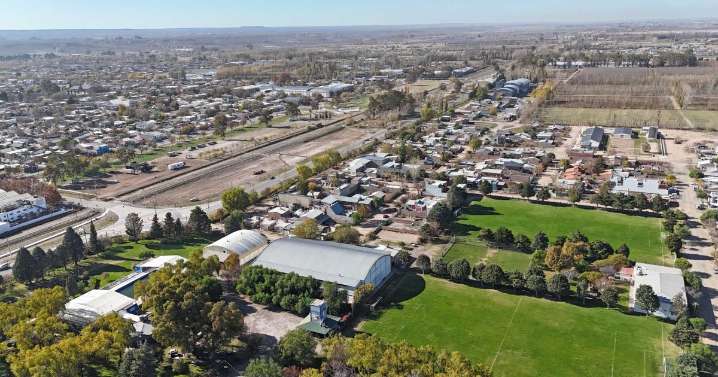 Fernández Oro proyecta un gran plan municipal de 400 lotes «accesibles» con servicios incluidos