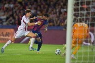 Barcelona golea 6-1 al Olympiakos en ‘Champions’, con triplete de Fermín