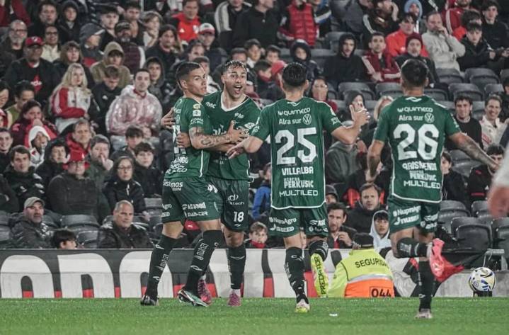 Sarmiento dio el batacazo y derrotó a River en el Monumental