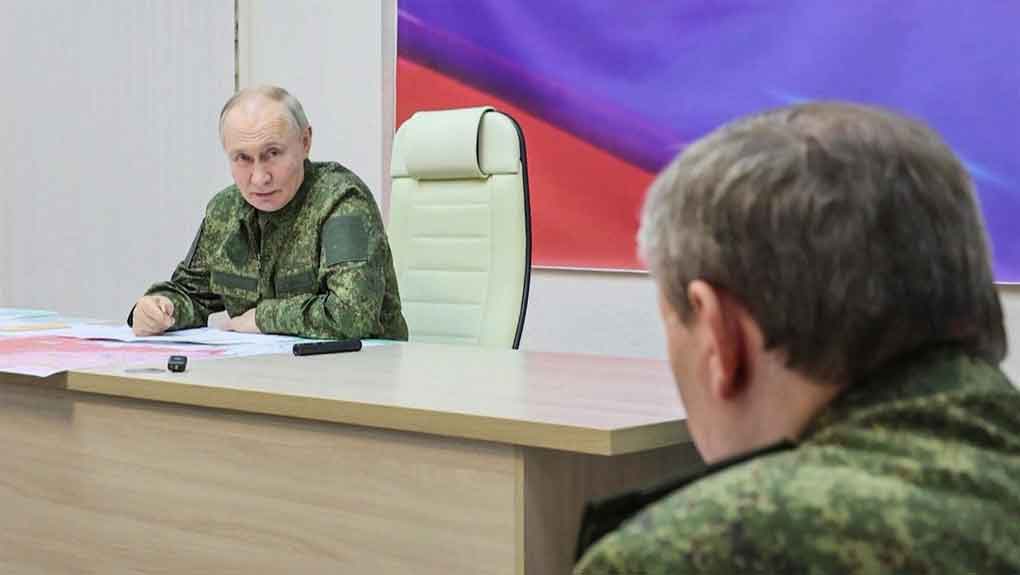 Presidente ruso visitó puesto de mando en la zona del frente
