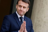 Crisis en Francia. La renuncia del primer ministro y el desplome financiero agravan el temblor político de Macron