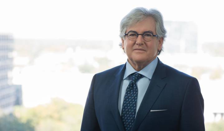 José R. Pérez Jr.: Migrar para alcanzar el éxito