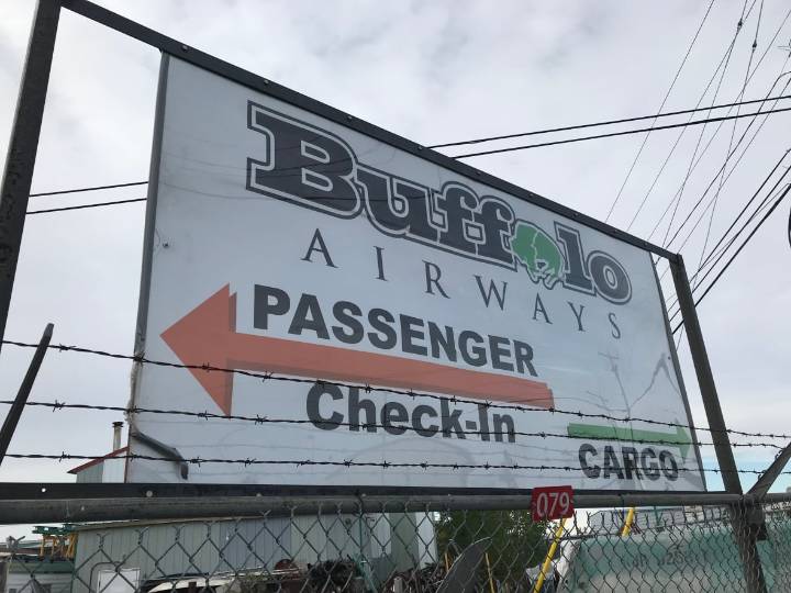 Buffalo Airways plane's landing gear collapses at Yellowknife airport, temporarily closing runway