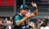 Briatore aseguró que Alonso tendría chances en otro equipo: "Está ahí"