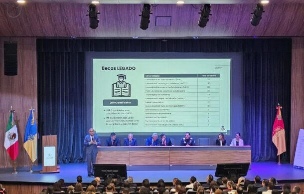 Becas universitarias para hijos de policías estatales
