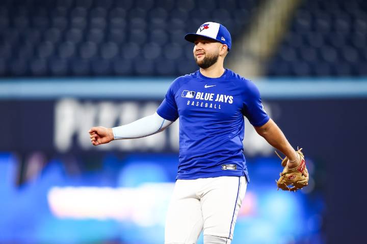 Bo Bichette returns to Blue Jays’ roster for World Series