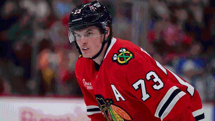 Reichel traded to Canucks by Blackhawks for 4th