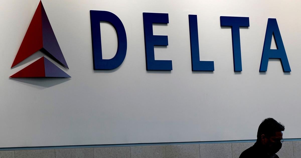 Delta jets have a 'low-speed collision' on LaGuardia taxiway, injuring 1