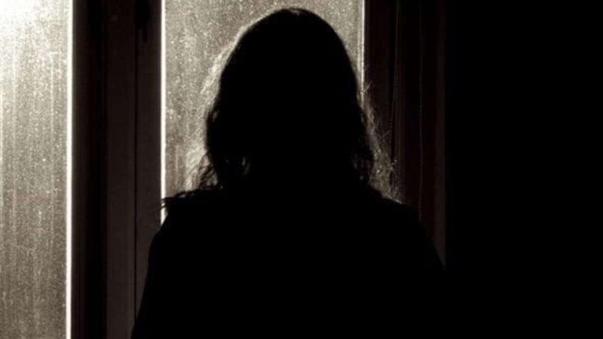 Her Real Name Is Alka Nadkarni, She Made Her Debut Singing For Jaya Bhaduri And Was Once Compared To Lata Mangeshkar