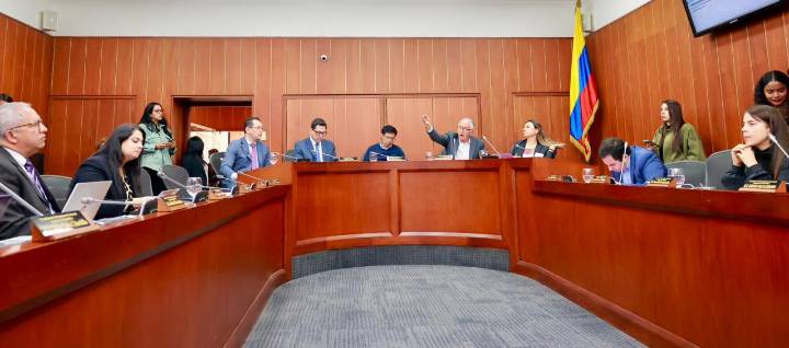 Mensaje de urgencia e insistencia para que Comisión VII debata Reforma a la Salud