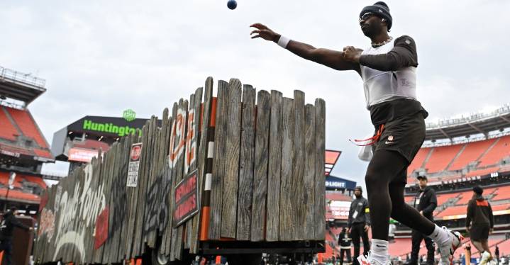 Browns NFL Power Rankings: The QB debate isn’t a debate