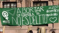 Respaldan católicos el aborto; rechazan castigo contra mujeres