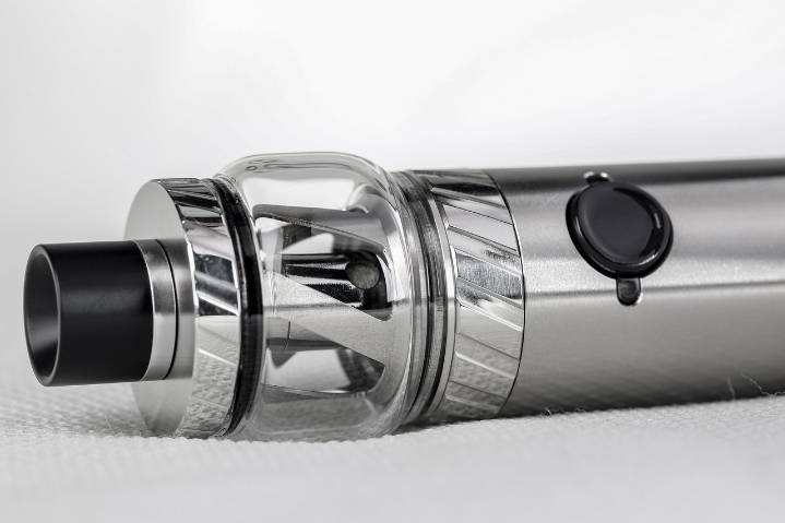 Lawmakers hear testimony over potential regulations on vaping products