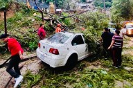 Tormenta anega zonas bajas de Oaxaca capital: calles colapsadas, daños en infraestructura y riesgo de deslaves