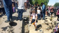 Padres y docentes reclaman obras para mejorar la salida de alumnos de una escuela