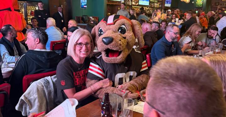Browns fans taking over London for Week 5 Vikings game: Pics, videos included