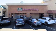 Man, woman dead in apparent murder-suicide in Orange County restaurant