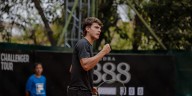 Con la mira puesta en la cima del tenis mundial, así es el recorrido de una promesa argentina para destacarse en un mar de talentos