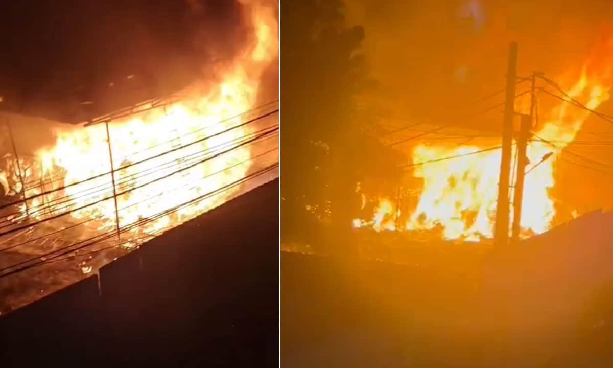 Hyderabad: Fire Breaks Out in Bahadurpura Godown During Diwali Festivities