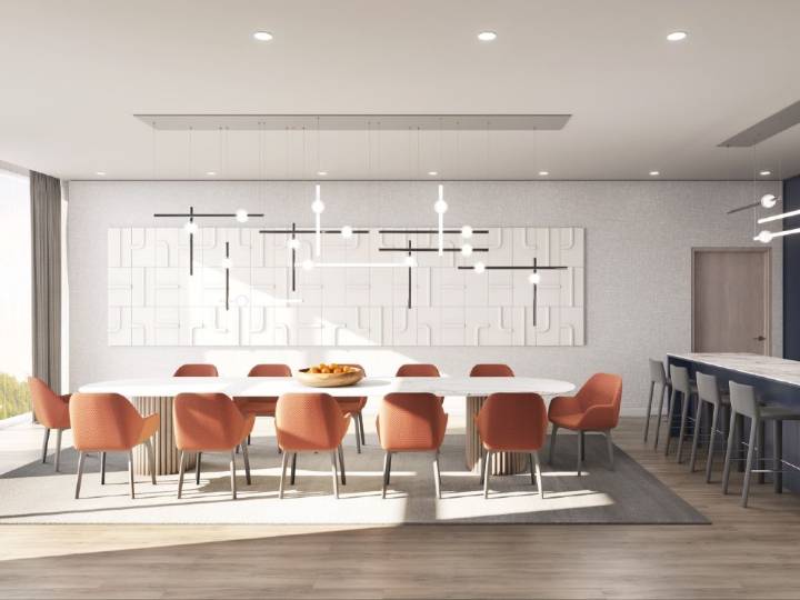 One-bedroom plus den, pool and wine bar