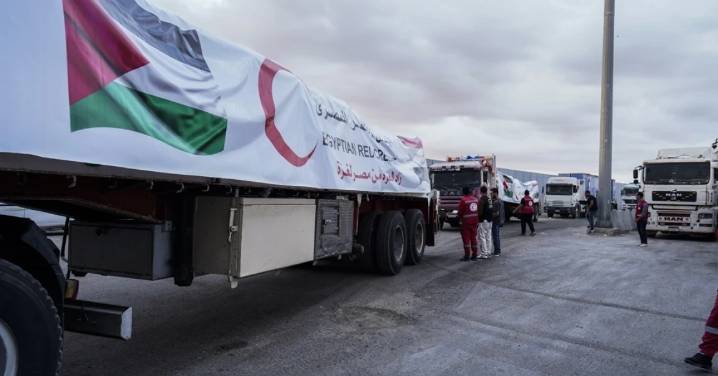 Franja de Gaza comienza a recibir comida y medicamentos tras meses de bloqueo de Israel que provocó hambruna