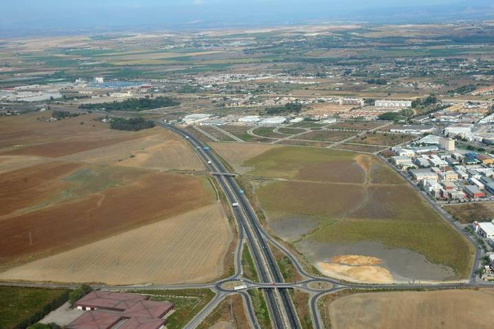 El Gobierno adjudica por 16 millones la conservación de 130 km de carreteras en Sevilla