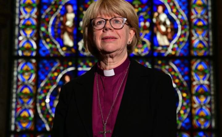 Sarah Mullally la primera mujer arzobispa de Londres