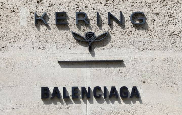 Pierpaolo Piccioli debuts at Balenciaga with "The Heartbeat" collection