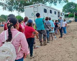 IMSS Oaxaca, presente donde más se necesita: envía brigadas médicas a Veracruz y Puebla por contingencia de lluvias