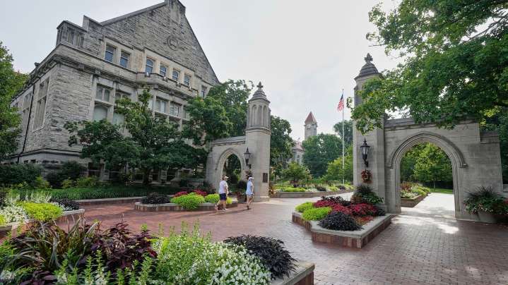 Fired Indiana University student newspaper adviser claims free speech violation in federal lawsuit